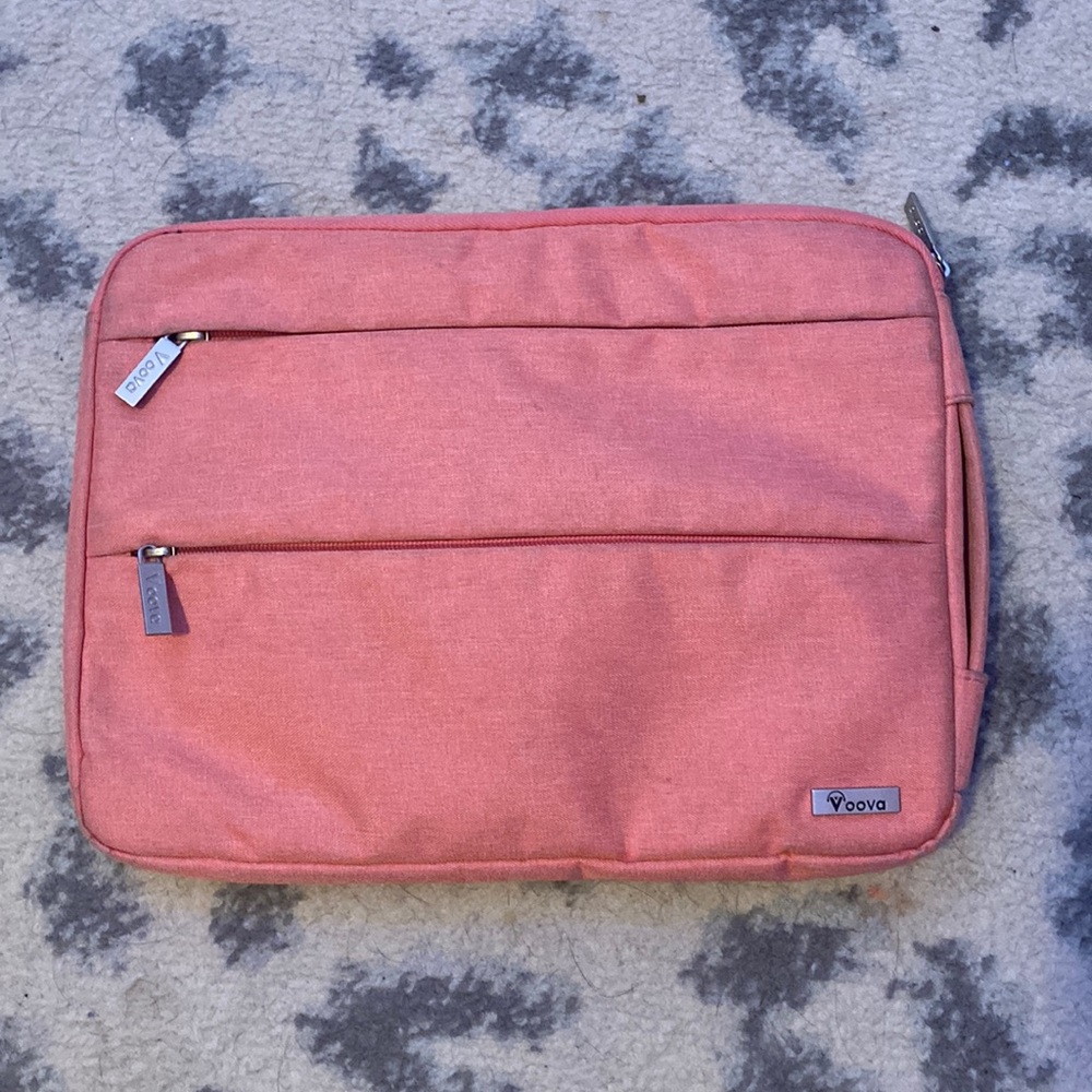 Voova pink chromebook case